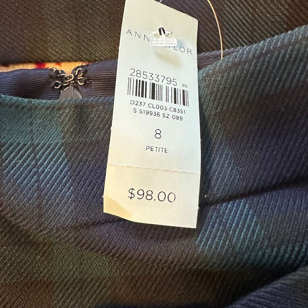NWT Ann Taylor green/ navy plaid pencil skirt- size 8 - Picture 3 of 7